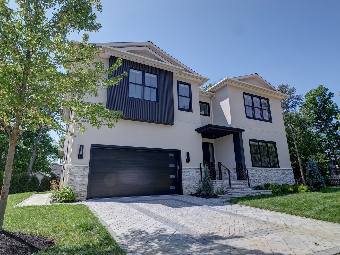 Exterior of a Country Day Estates home